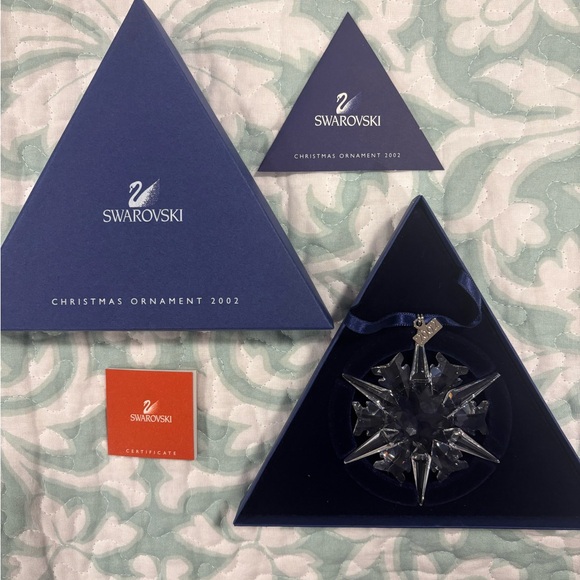 2002 Swarovski Crystal Christmas Ornament - Picture 2 of 2